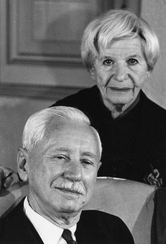 File:Durant and ariel in later life.jpg