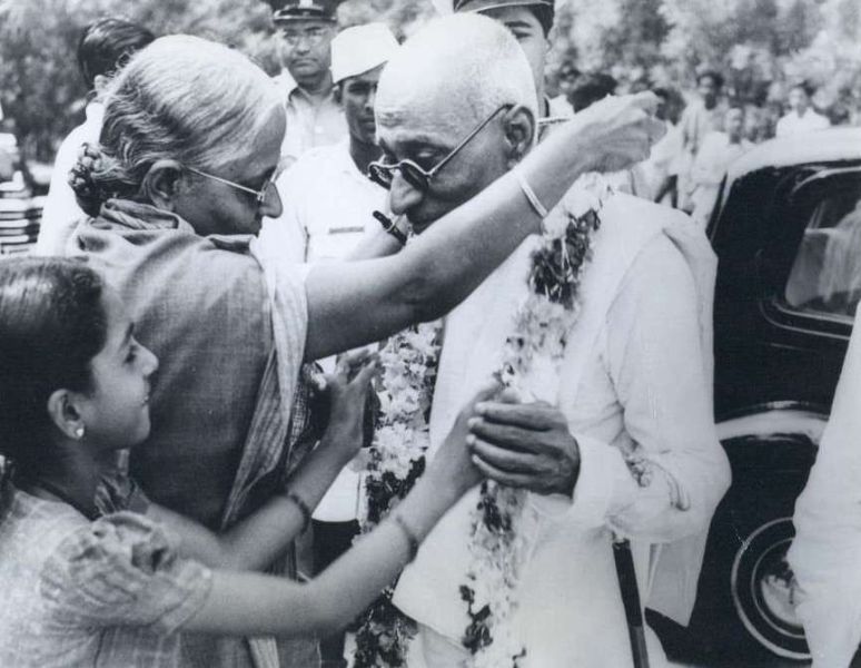 File:The first Indian Governor General of India, C. R. Rajagopalachari, had a Gandhian air and was very popular (cropped).jpg